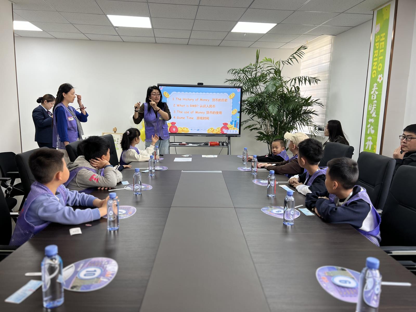 活动现场照片.jpg 活动现场照片.jpg